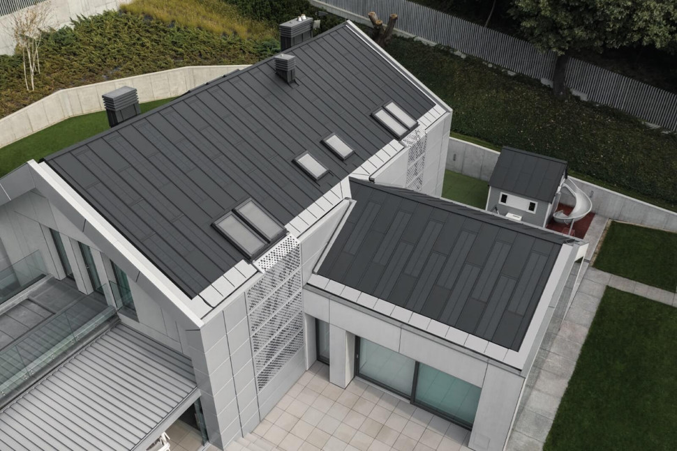 Solarny dach panele z pokryciem