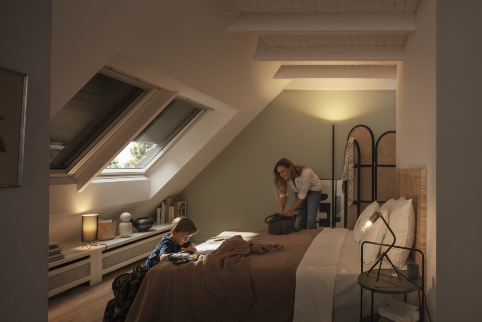 Solarne rolety zewętrzna na okna dachowe VELUX zapewnią cień na poddaszu