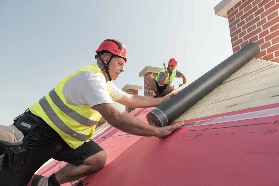 jak układać dachówki