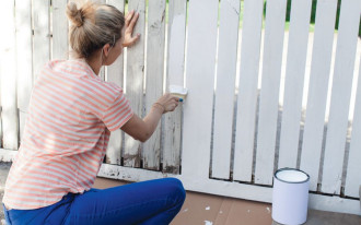 Ogrodzenie drewniane czy metalowe - porównanie wad i zalet