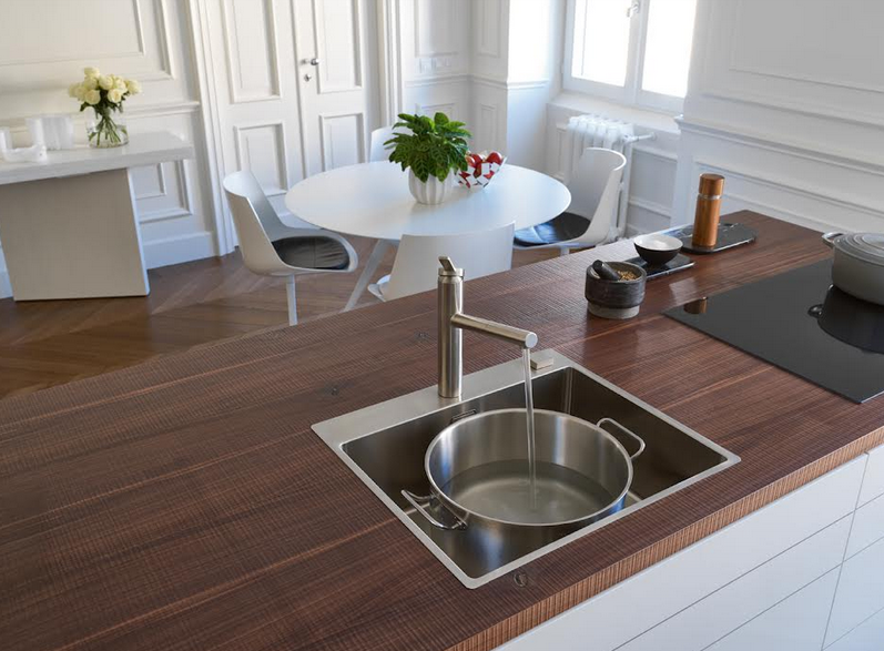 Komora stalowa z serii Box i bateria kuchenna Tango Neo Pull Out