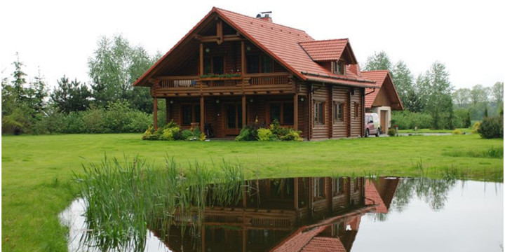 Chcesz wybudować dom z bali? Sprawdź, ile to kosztuje!
