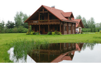 Chcesz wybudować dom z bali? Sprawdź, ile to kosztuje!