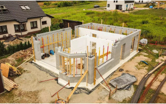 Budowa bez pozwolenia 2025 - zaskakująco duże możliwości