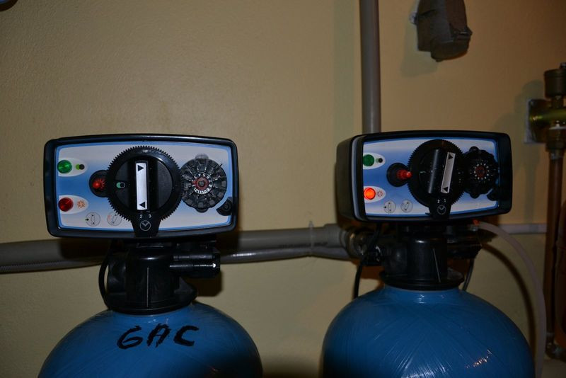 Automatyczne sterowniki na głowicach kolumn filtracyjnych