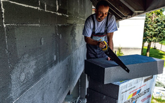 Czy warto samemu ocieplić dom? Jeden błąd i odbioru nie będzie!
