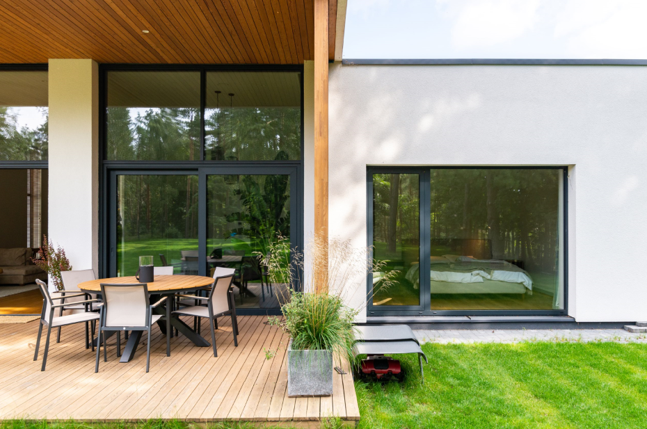 Daglezja jest popularną deską tarasową. 