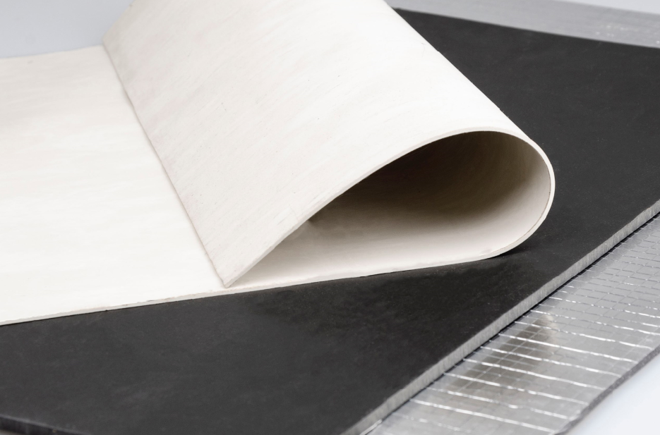 ArmaComfort to cienka i bardzo skuteczna izolacja akustyczna do rur kanalizacyjnych i z wodą deszczową.