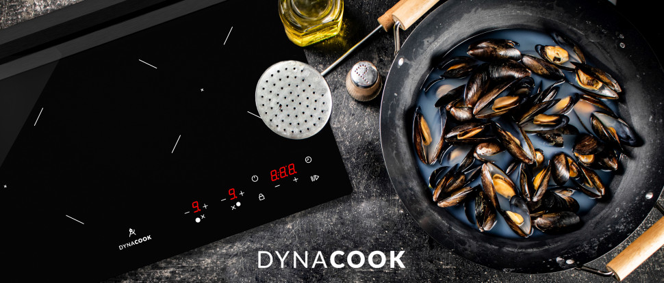 Dwa pola grzewcze w płycie gazowej DYNACOOK X2 na jachcie