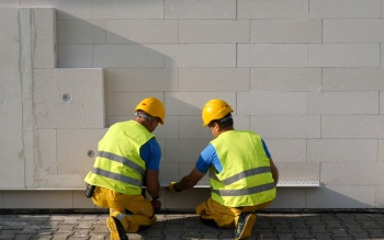 Jaki materiał izolacyjny wybrać: styropian czy płyty mineralne Multipor?