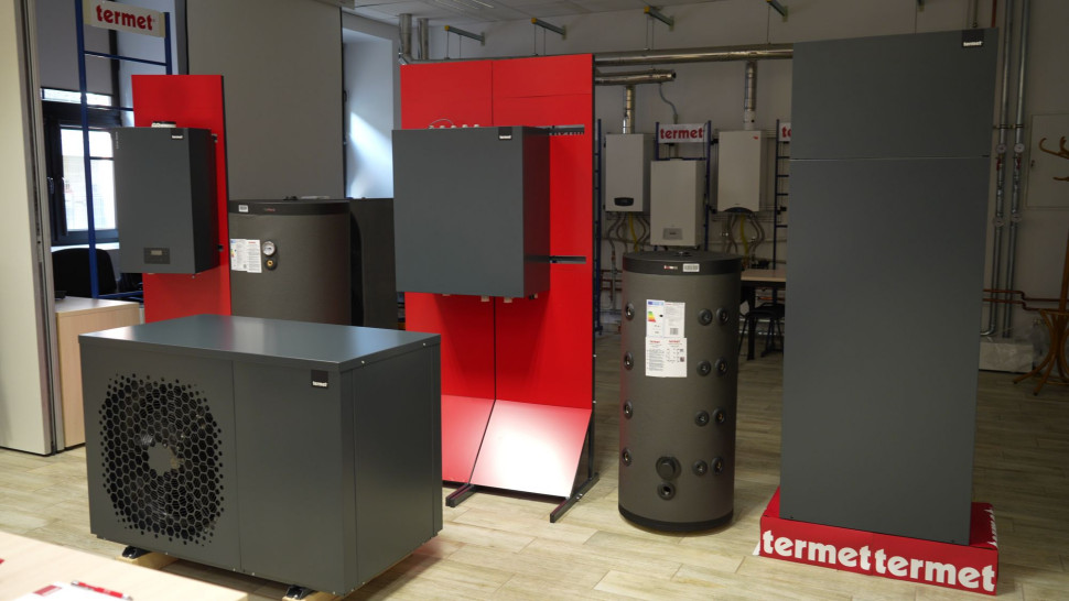 Pompa ciepła TERMET HEAT TITANIUM i inne źródła ciepła w centrum szkoleniowym Termet S.A.
