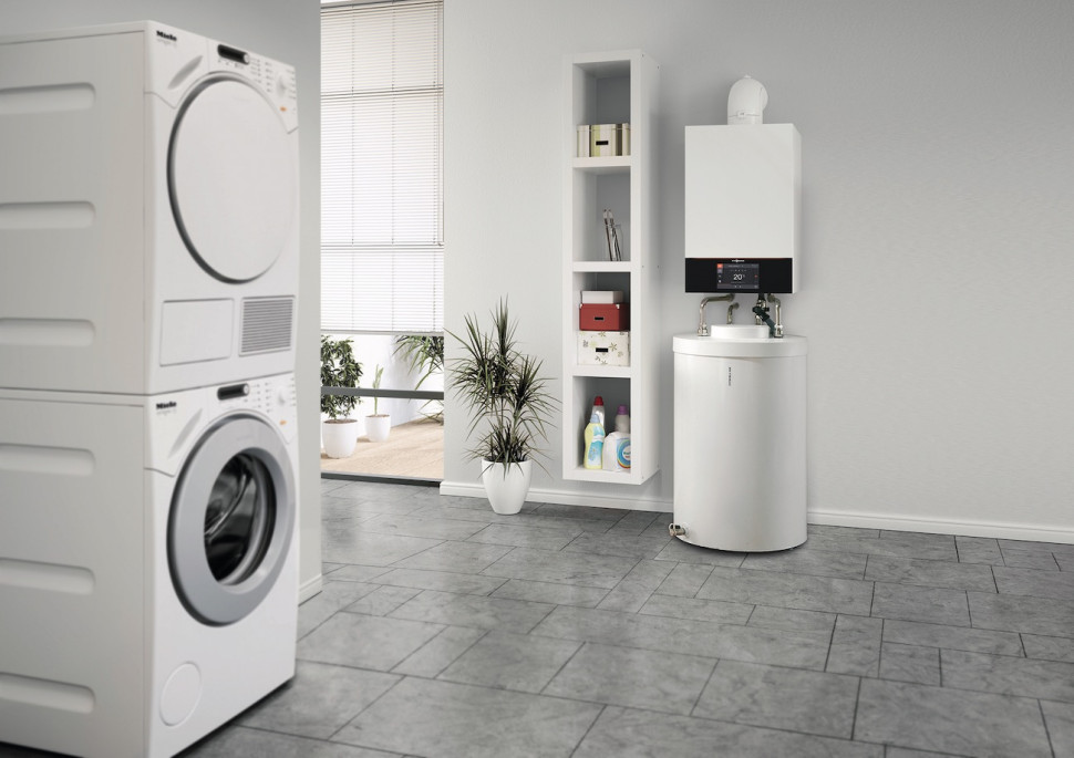 gazowy kocioł kondensacyjny i zbiornik c.w.u.