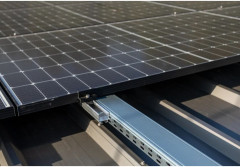 Jak zamontować fotowoltaikę na dachu z blachy trapezowej?