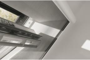 Moskitiera na okno dachowe - który materiał naprawdę wytrzyma lata i nadal będzie dobrze wyglądał?