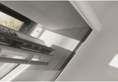 Moskitiera na okno dachowe - który materiał naprawdę wytrzyma lata i nadal będzie dobrze wyglądał?