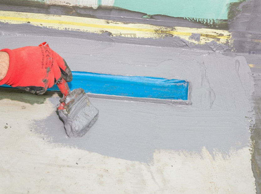 Hydroizolacja odpływu liniowego fot. WEBER