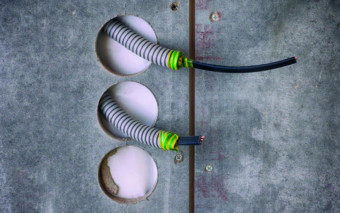 Peszle elektroinstalacyjne - jak wybrać odpowiednie rozwiązanie?