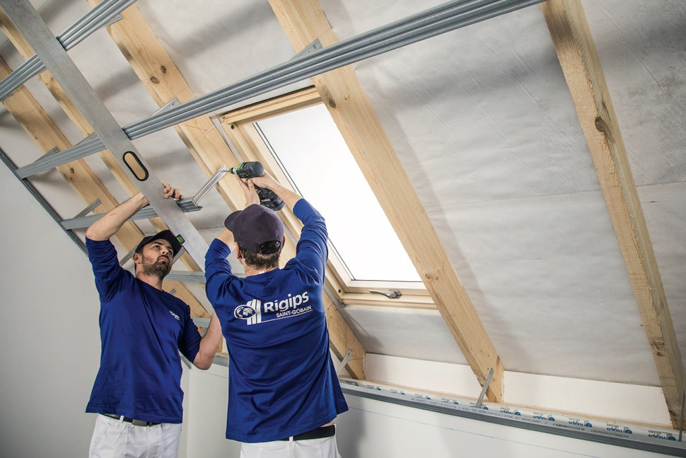 poddasze stalowy ruszt pod płyty g-k