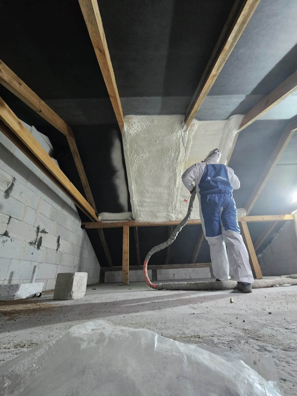 pianka poliuretanowa do ocieplania