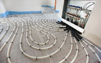 Ogrzewanie podłogowe – czy warto? Wszystko, co musisz wiedzieć