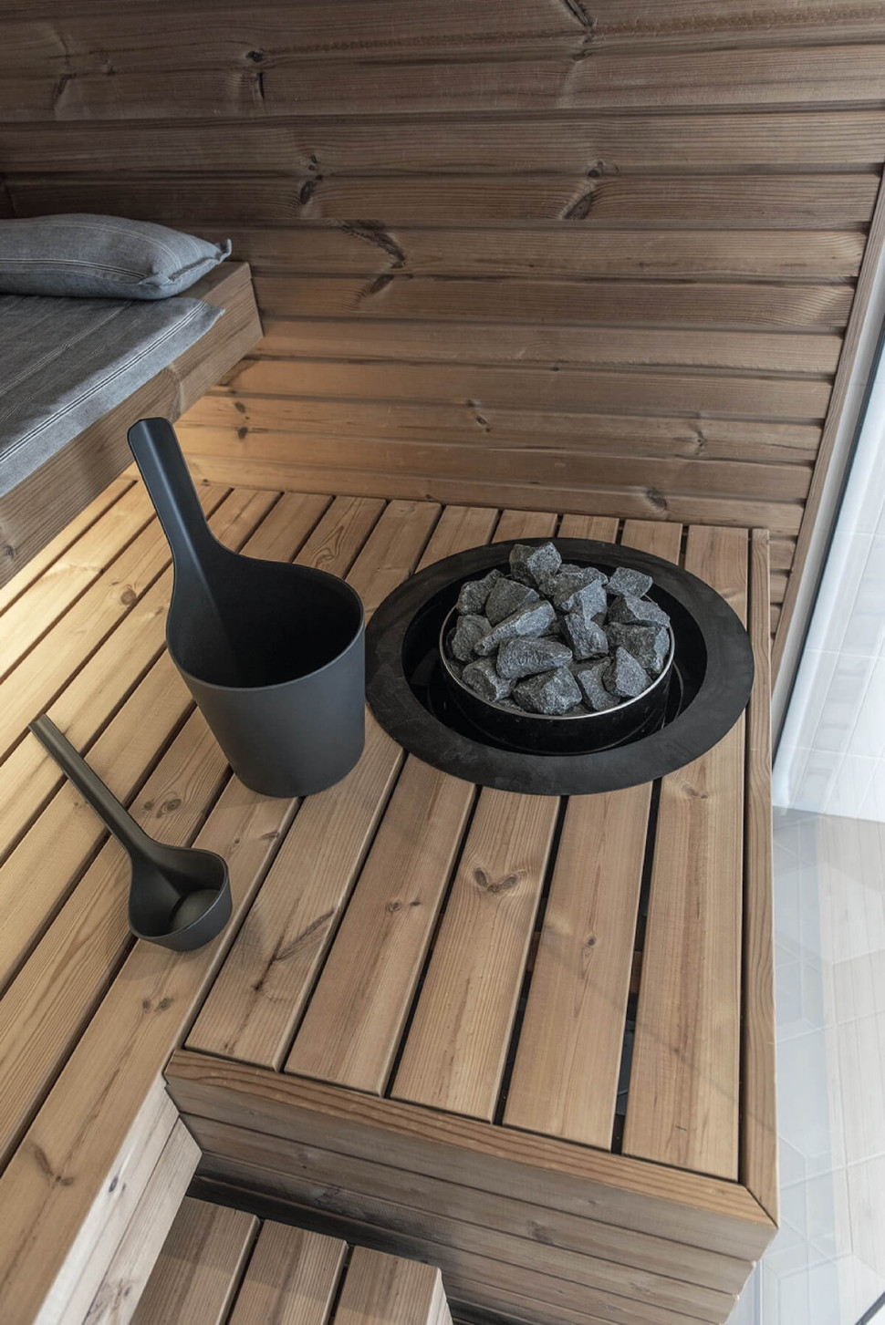 Ławki i podesty w saunie