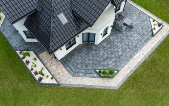 Jak zrobić taras i ile kosztuje jego budowa? 9 kluczowych kwestii, które musisz znać