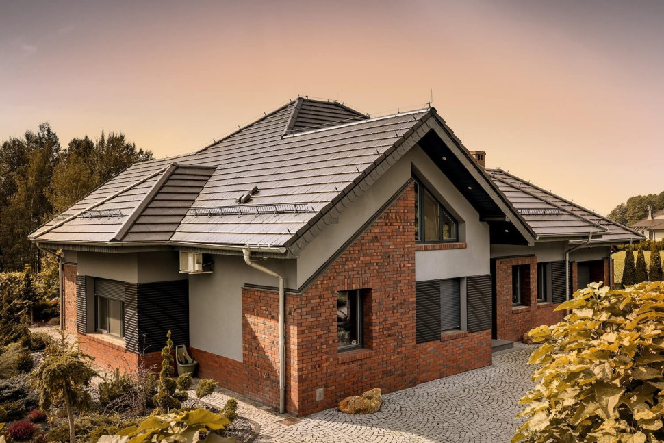dachówki szare modne pokrycie dachu