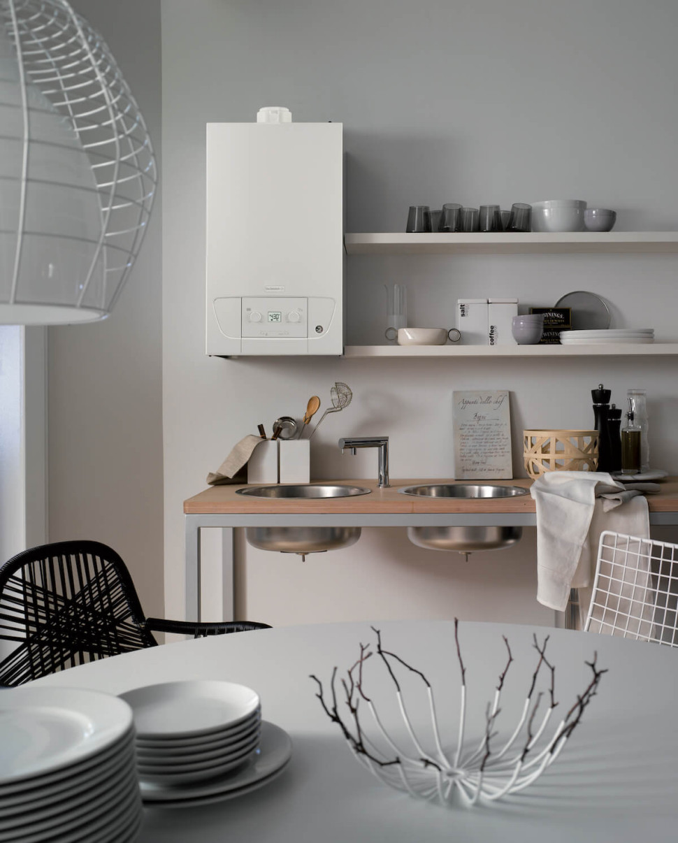 Kocioł gazowy z zamkniętą komorą spalania