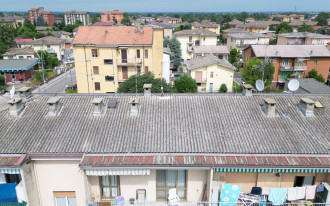 Jak gminy radzą sobie z usuwaniem azbestu? Drony w akcji!