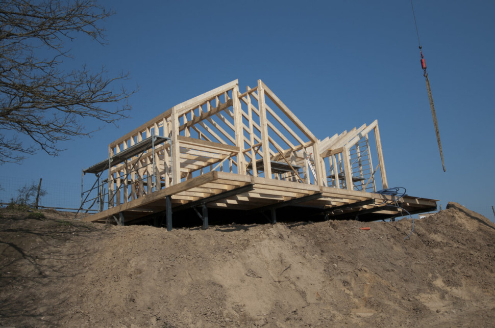 Konstruktionsvollholz (w skrócie KVH).