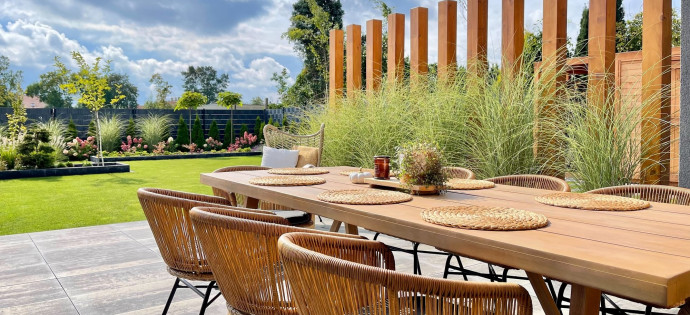 Jak funkcjonalnie zaaranżować przestrzeń wokół domu?