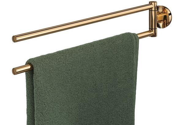 Ruchome ramiona zapewniają więcej miejsca w łazience i pozwalają ręcznikom lepiej schnąć.