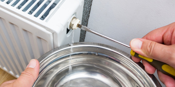 Po czym poznać, że grzejnik jest zapowietrzony?