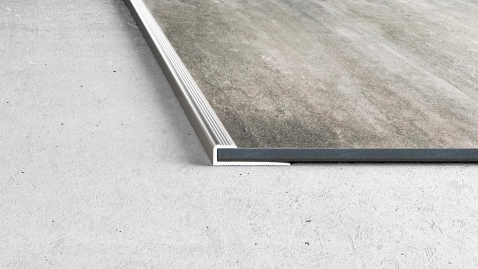 Profil zakończeniowy - C63