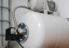 Dlaczego hydrofor włącza się co chwilę?