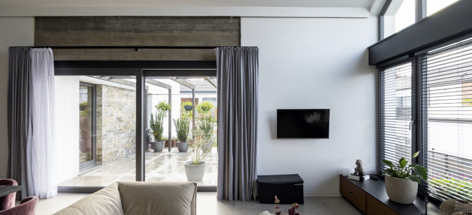 Budowa domu - inwestycja na lata. Jak wybrać stolarkę otworową idealnie dopasowaną do Twoich potrzeb?