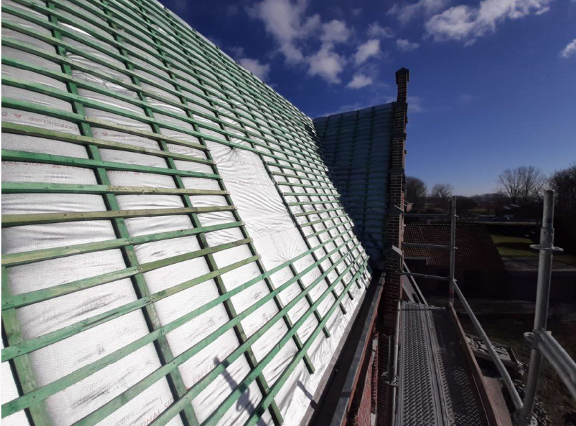 Aluthermo® Roofreflex na dachu