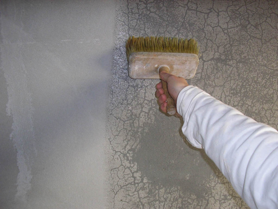 naprawa pęknięć ścian