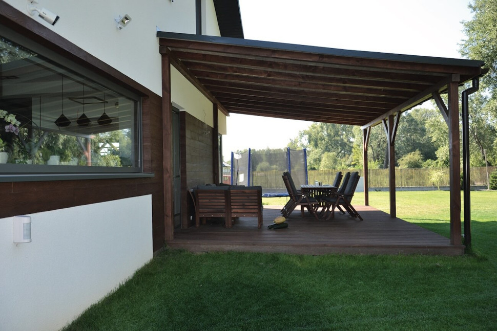 Zadaszenie drewnianego tarasu