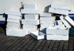Styropian na trzy sposoby: żółty, czarny, PSZOK. Zero pomyłek!