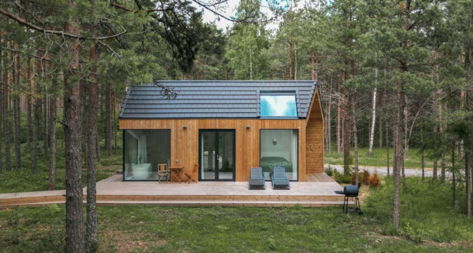 Najczęściej deski świerkowe stosuje się w budownictwie rekreacyjnym