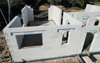 Dom z betonu komórkowego - czy warto? Poznaj 7 najważniejszych zalet!