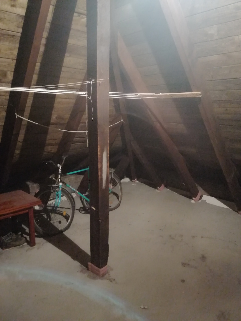 poddasze nieużytkowe remont