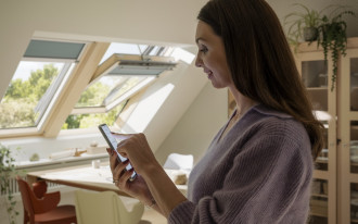 Rola automatycznych okien dachowych w nowoczesnym domu