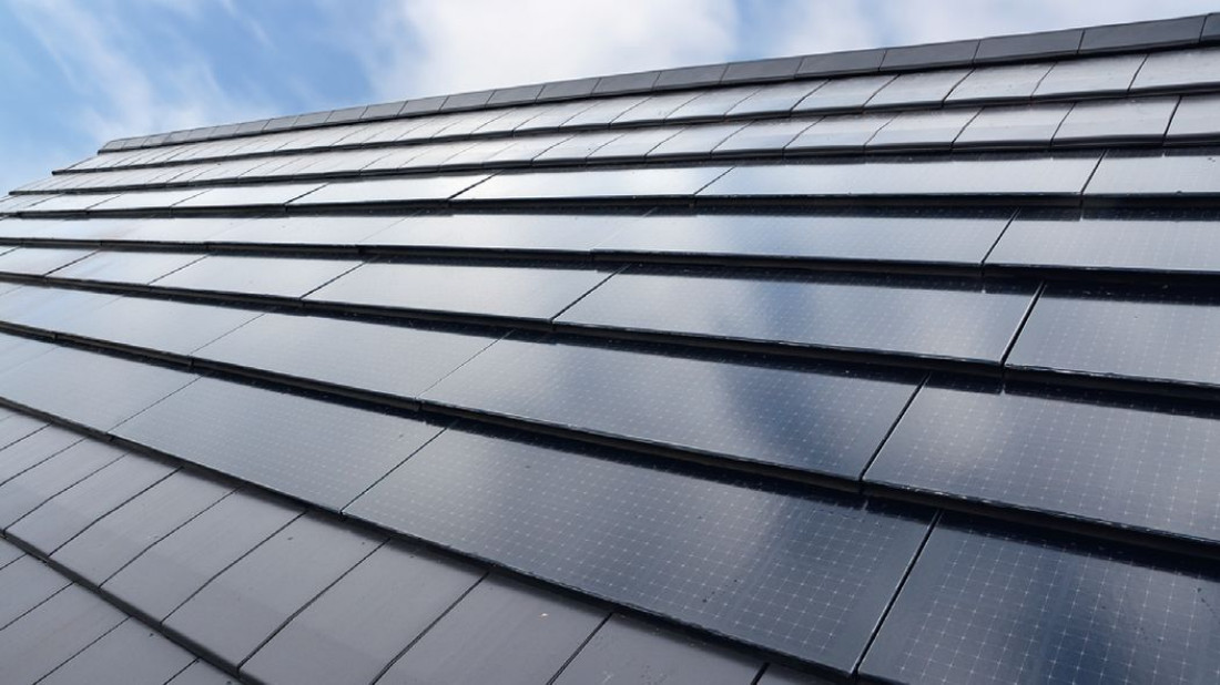 Energia słoneczna w eleganckiej formie: Panele Wevolt X-Tile zintegrowane z dachówką