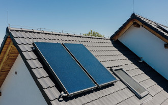 Kolektory słoneczne wracają do gry. Sprawdzamy, czy nadal się opłacają