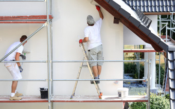 Jakie są zasady bezpieczeństwa pracy na rusztowaniach?