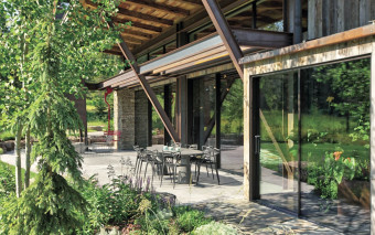 Czym zadaszyć taras? Przegląd materiałów i rozwiązań na dach nad tarasem