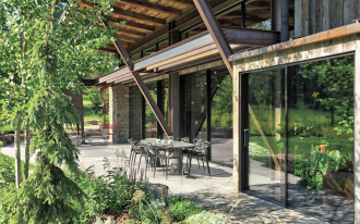 Czym zadaszyć taras? Przegląd materiałów i rozwiązań na dach nad tarasem