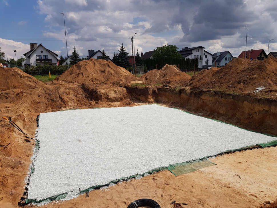 Zdjęcie ilustrujące rozłożony ZEOLIT